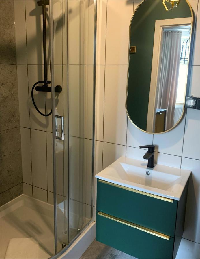 Apartamenty Piotrkowska 28 By Good Time Łódź Exteriör bild