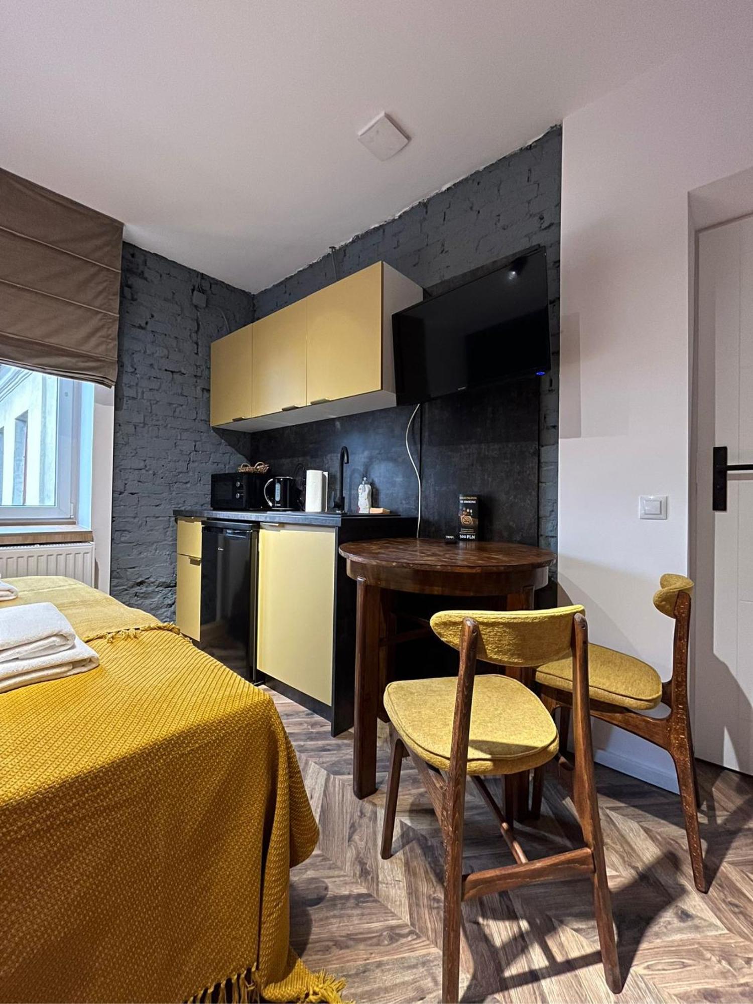 Apartamenty Piotrkowska 28 By Good Time Łódź Exteriör bild